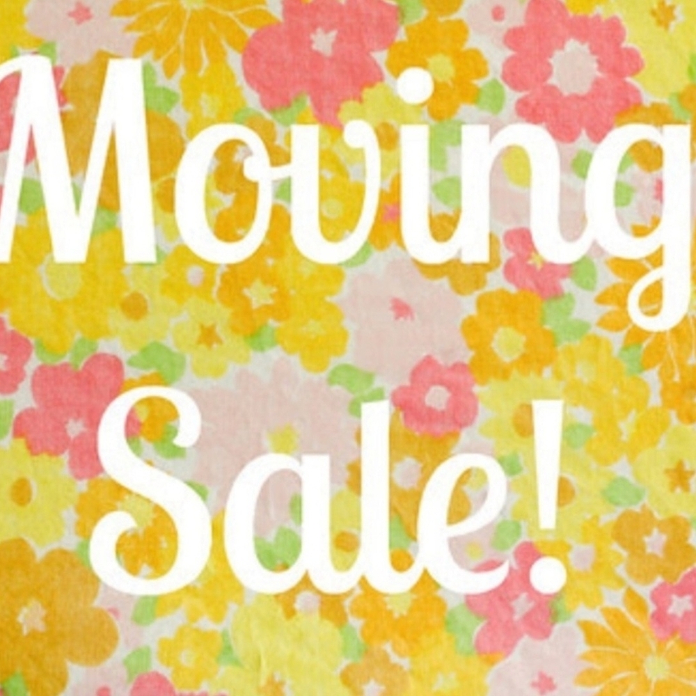 Vintage-Style Floral Print Accessory in Yellow, Pink and Green